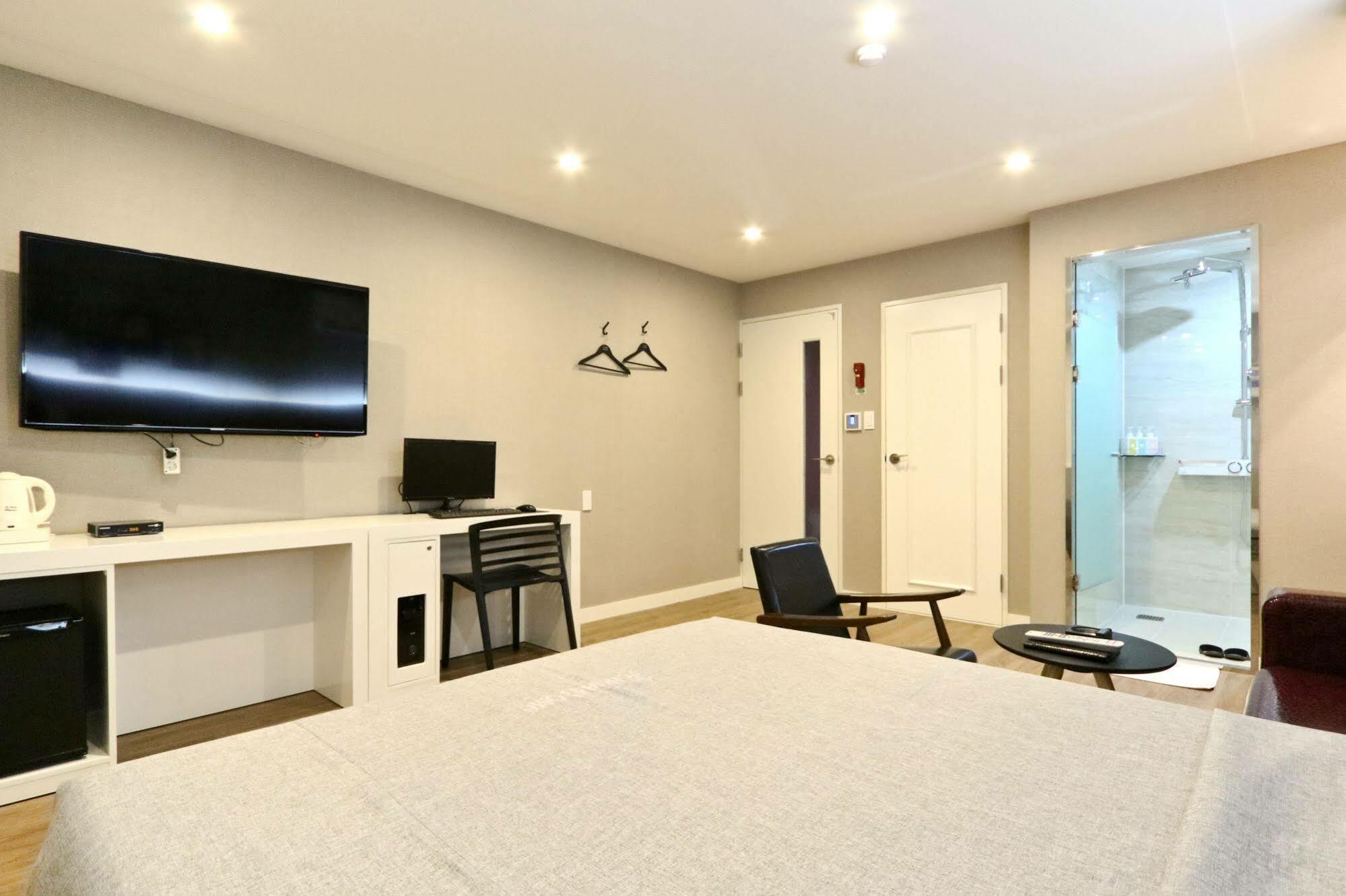 Hotel Home Busan Ngoại thất bức ảnh